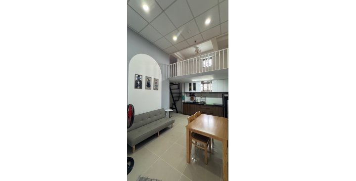 Căn hộ 1PN + 1PK + 1 gác rộng như nhà nguyên căn